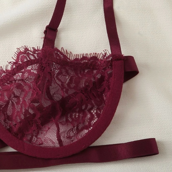 Lingerie Set - Burgundy - Picture 6 of 8
